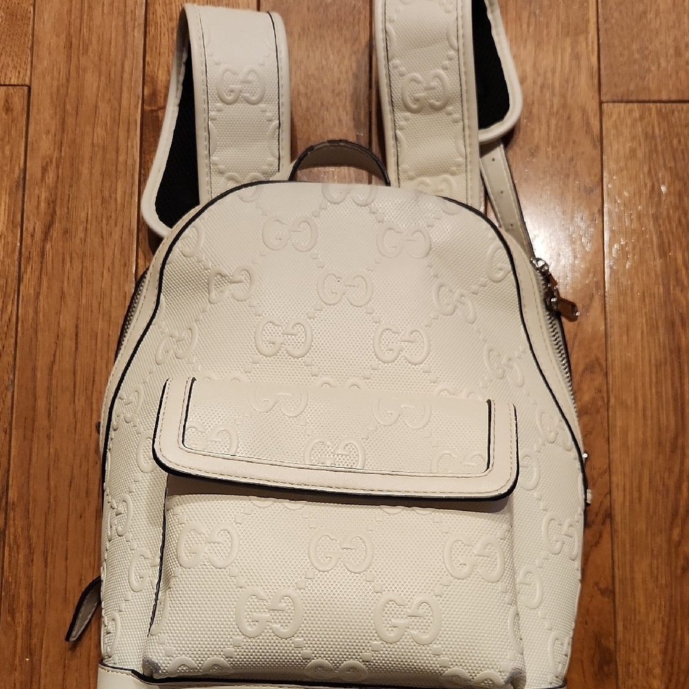 Gucci White GG Embossed Mini Backpack Crossbody Bag Made in Italy P-006
